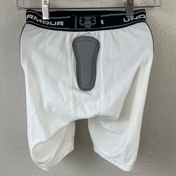 NWT Under Armour Padded Football Shorts Size Youth XL - Picture 2 of 6